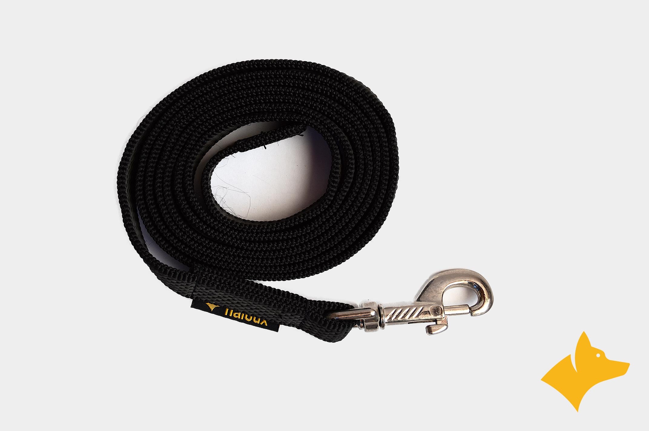 2 meter black rubberized leash